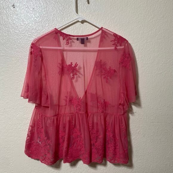 Torrid Pink Sheer Mesh Embroidered Peplum Kimono Blouse Size 1X Boho - Picture 4 of 7